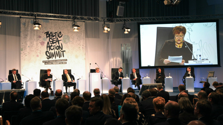 BSAG tapahtuma, Baltic Sea Action summit, keskustelupaneelissa osallistujanan mm presidentti Tarja Halonen.