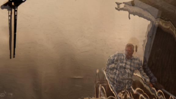 Professori Alf Norkon heijastus vedestä