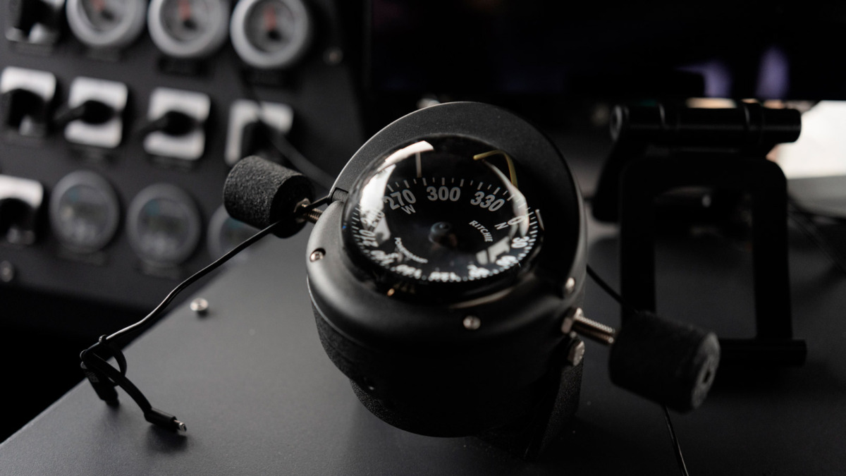 Tutkimusaluksen mittaristoa