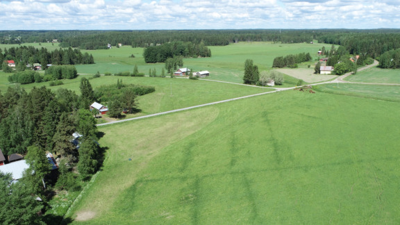 Maisemakuva pelloista